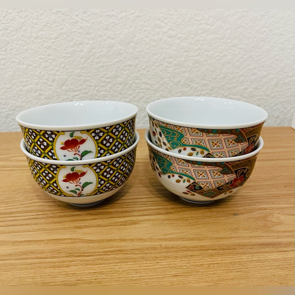 VINTAGE 3.5” KUTANI ARITA & IMARI Set of 4 Fine Porcelain Teacup Rice Bowl JAPAN
